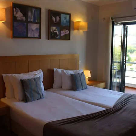 Hotel Vicentina 4*