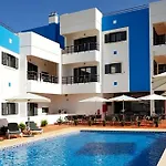 Vicentina Hotel