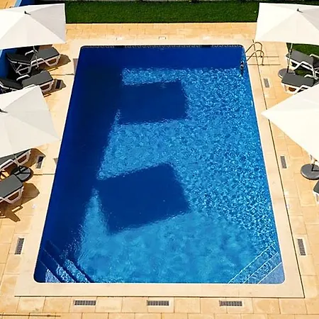 מלון Vicentina 4*